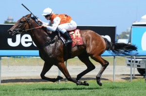 Bennetta 120113 5057 Bennetta