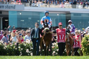 Voleuse de Couers, James McDonald