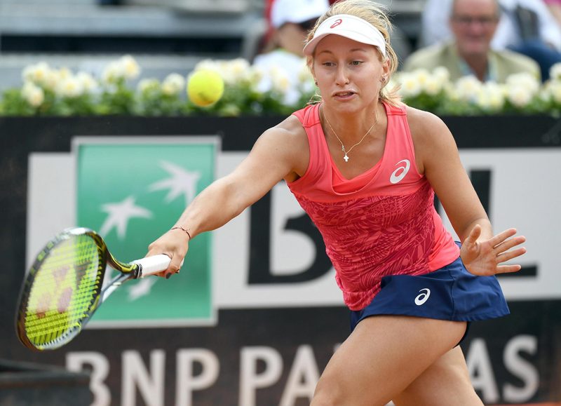 Halep reaches Italian Open final with 10th straight win