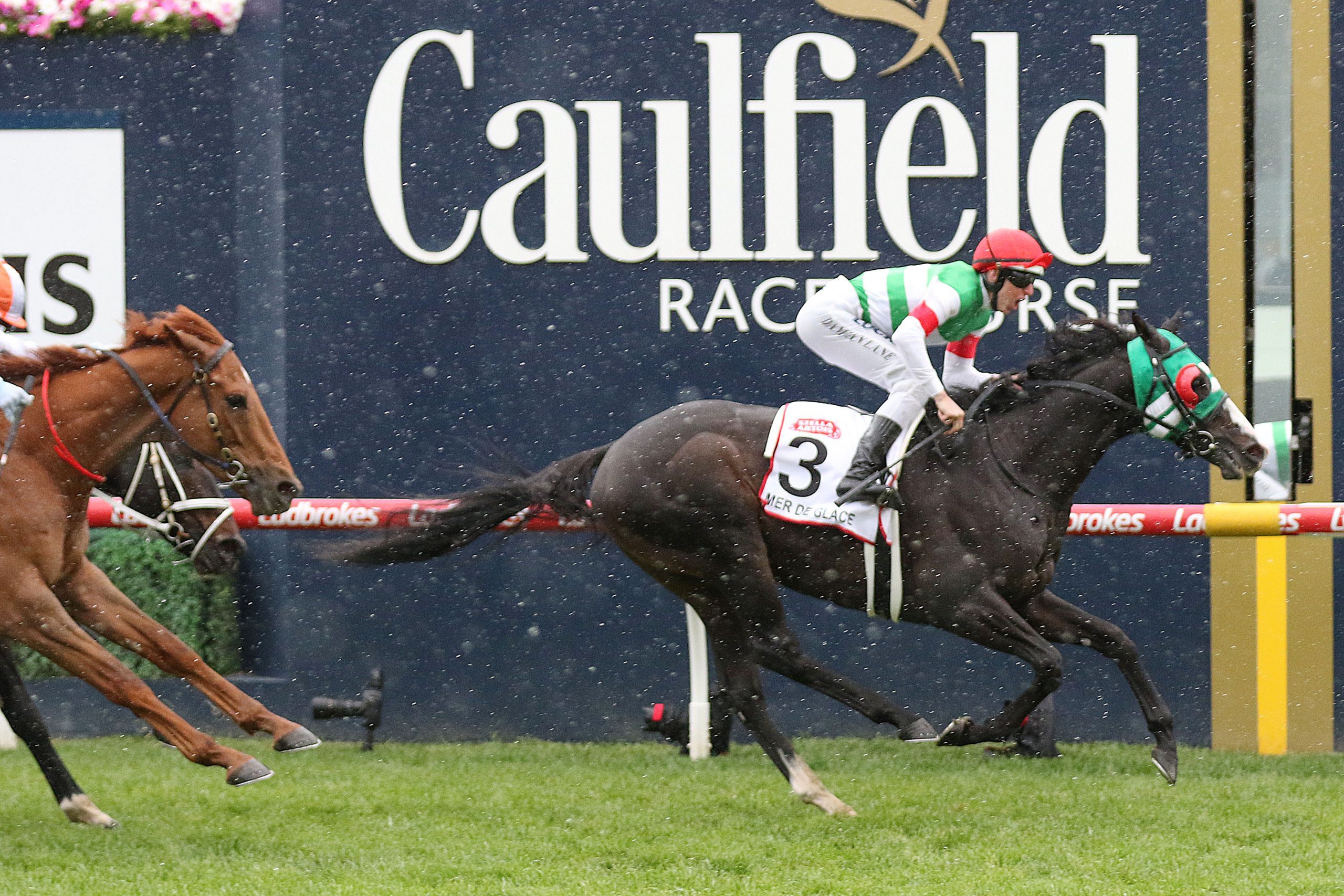 Melbourne Racing Club wants to move the Caulfield Cup Sports News
